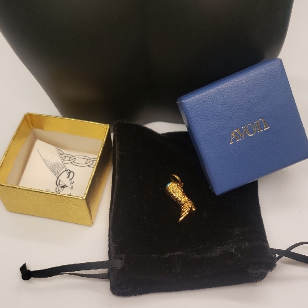 Vintage 1973 Gold Avon "Sweet Shop" Boot Charm